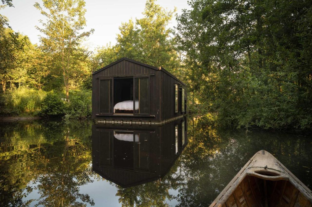 Ecolodge Le Bruit De L'Eau Saint-Quentin-en-Tourmont Exteriér fotografie